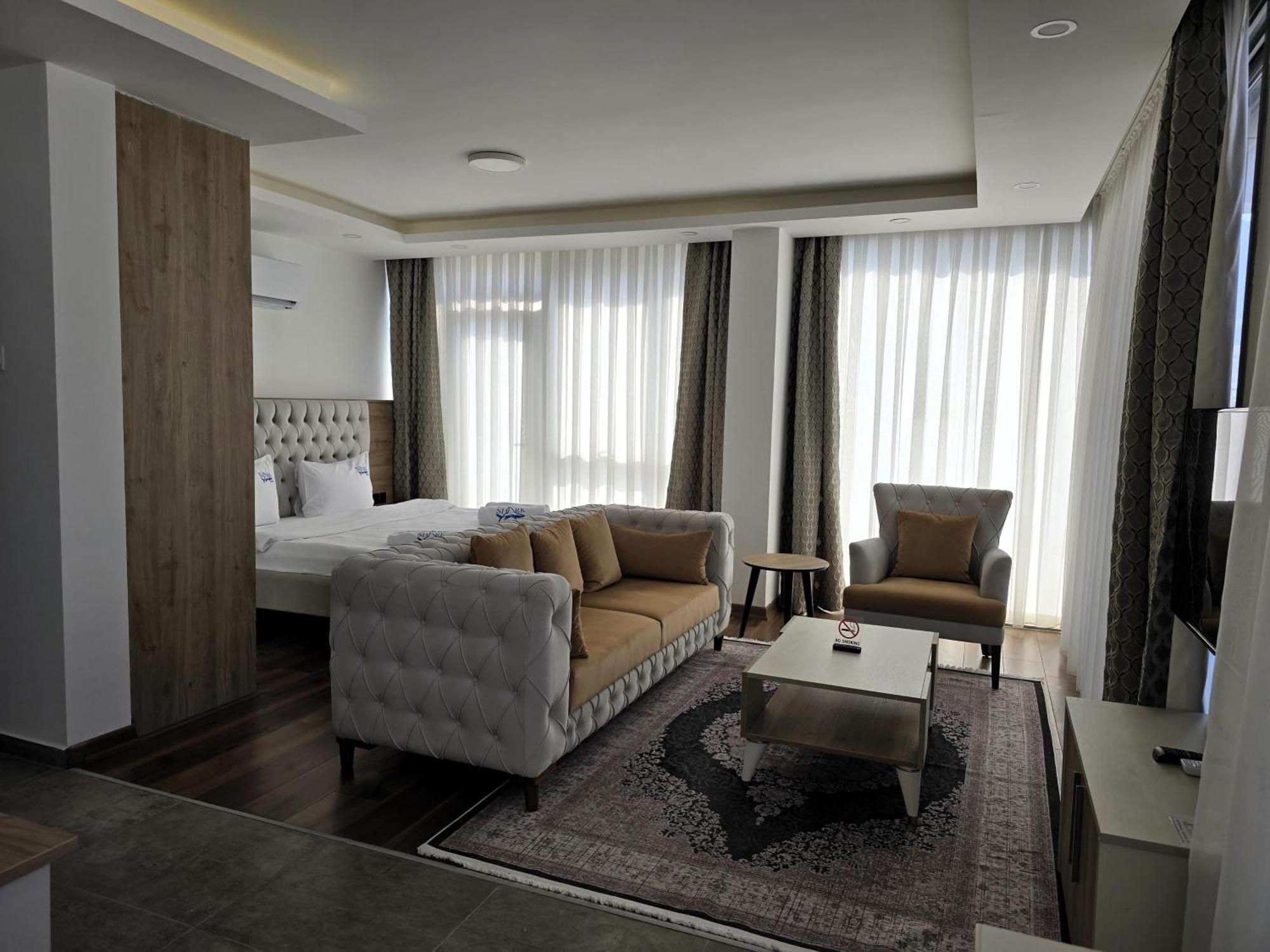 Nurel Shark Residence Kyrenia  Luaran gambar